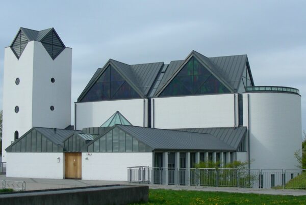 Opførelse af Vejleå Kirke